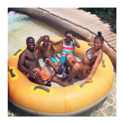 15 Super Cute Photos Of Kevin Hart With His Kids